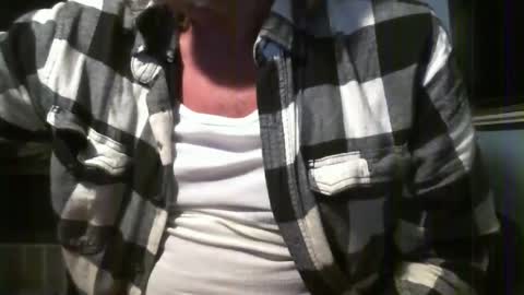 Snapshot of alwayshard4u1 chatting on 10/01/25, 01:06 alwayshard4u1 online show from 10/01/25, 01:06