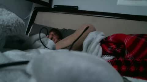 Snapshot of alwaysreadynow2fuck chatting on 01/08/25, 03:29 sexywhilefucking online show from 01/08/25, 03:29