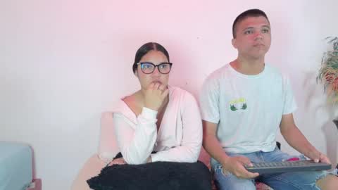 aly_n_sebas online show from 05/20/26, 12:28