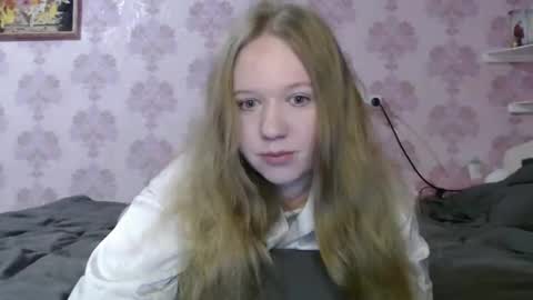 alya764770 online show from 04/05/26, 12:19