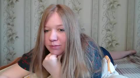 alya764770 online show from 04/24/26, 12:35