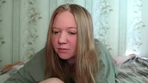 alya764770 online show from 04/28/26, 02:38