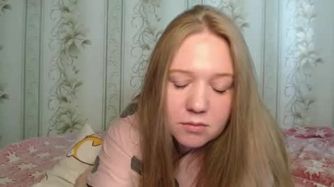 alya764770 online show from 04/30/26, 07:36