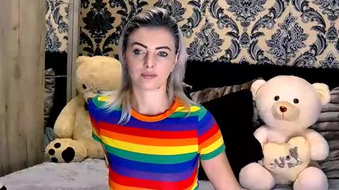 aly online show from 12/19/24, 08:56