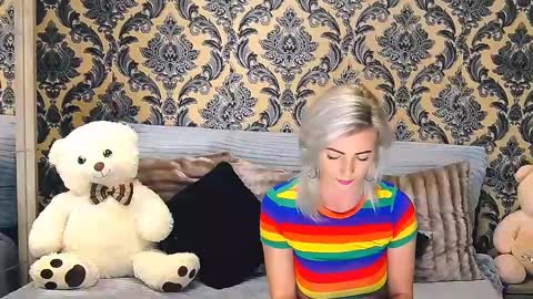 aly online show from 02/20/25, 01:40