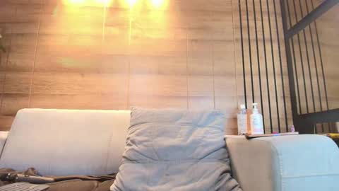 Snapshot of alys_molly chatting on 03/28/26, 10:59 sopie online show from 03/28/26, 10:59