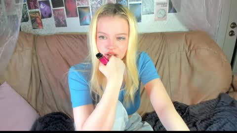 Alysa   7GMT  online show from 03/29/26, 10:21