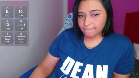 Snapshot of alyson_15 chatting on 02/16/25, 07:37 Alyson online show from 02/16/25, 07:37