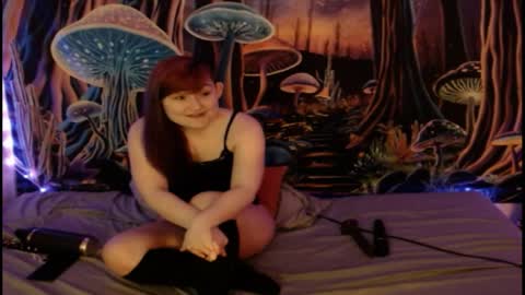 Snapshot of alyssaarcane chatting on 04/17/26, 12:02 alyssaarcane online show from 04/17/26, 12:02