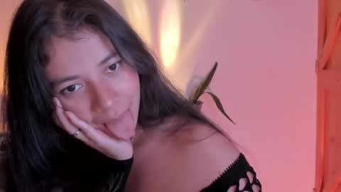 Snapshot of alyssagreen_ chatting on 02/26/25, 12:16 Im AlyssaLovense is ActiveMy pleasure is in your handsPrivate is Open online show from 02/26/25, 12:16