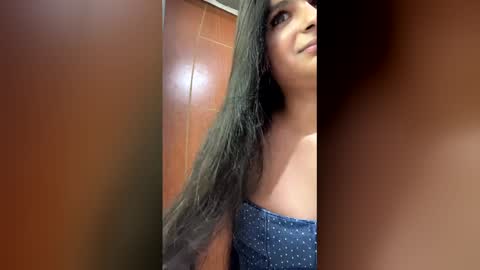 Snapshot of alyssahoty chatting on 03/03/26, 01:23 alyssa online show from 03/03/26, 01:23