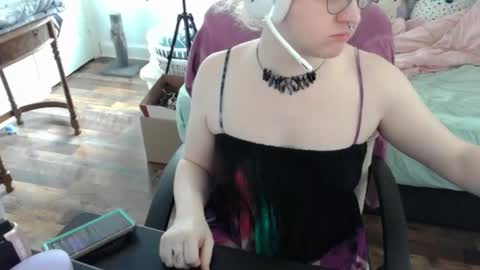 alyxiabewbs online show from 04/23/26, 07:16