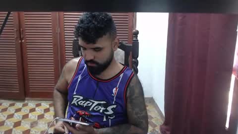 Snapshot of alz_hunter chatting on 09/28/25, 01:55 alz_hunter online show from 09/28/25, 01:55