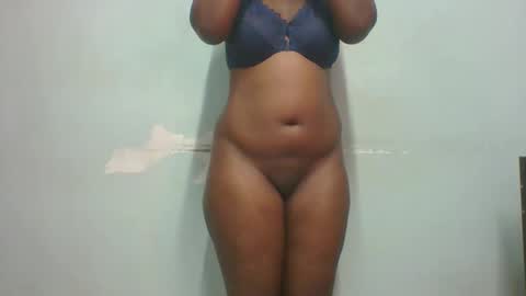Snapshot of am_creme_delight chatting on 05/23/26, 07:40 am_creme_delight online show from 05/23/26, 07:40