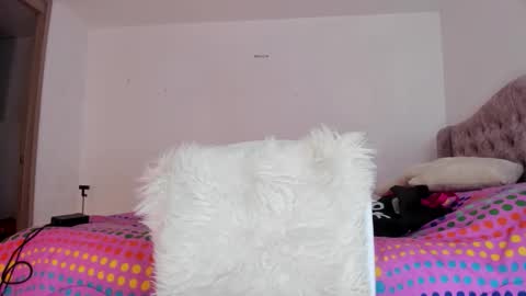 valentia online show from 04/10/26, 01:11