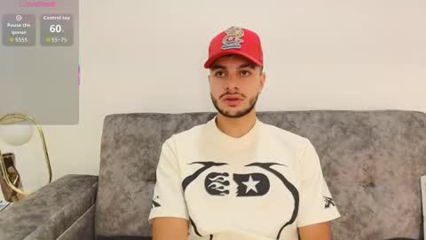 Snapshot of amadeo_wild chatting on 09/27/25, 03:06 Amadeo Wild online show from 09/27/25, 03:06