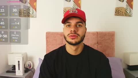 Snapshot of amadeo_wild chatting on 11/16/25, 02:55 Amadeo Wild online show from 11/16/25, 02:55