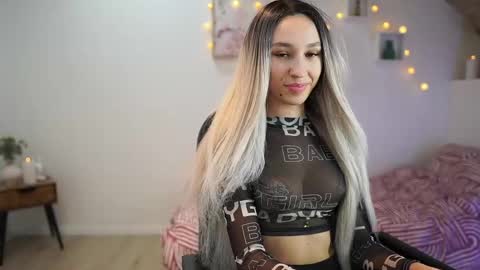 Snapshot of amai__liu chatting on 02/28/25, 07:14 Amai Liu online show from 02/28/25, 07:14