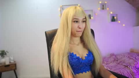 Snapshot of amai__liu chatting on 10/28/25, 07:05 Amai Liu online show from 10/28/25, 07:05