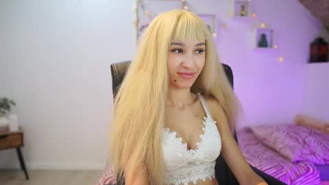 Snapshot of amai__liu chatting on 11/21/25, 09:19 Amai Liu online show from 11/21/25, 09:19