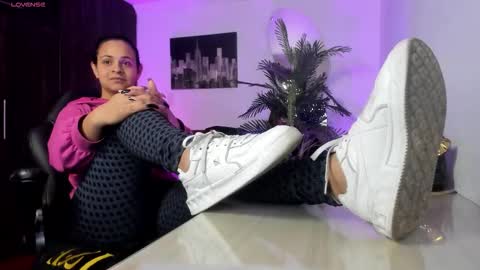 anny online show from 10/02/25, 02:18