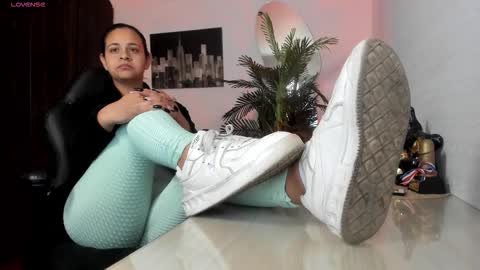 anny online show from 10/22/25, 02:23