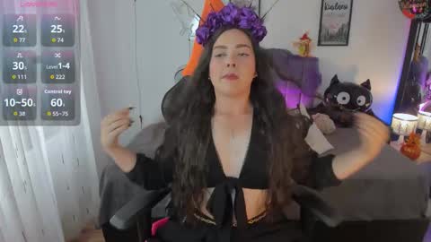 Snapshot of amaia_monet chatting on 10/31/25, 07:48 Hi Im AmaiaHelp me reach 100 likes online show from 10/31/25, 07:48