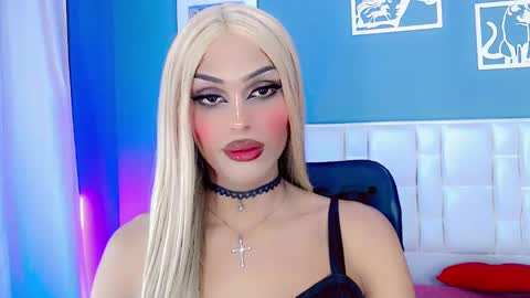 Snapshot of amal_baddel_ chatting on 12/14/24, 04:34 amal_baddel_ online show from 12/14/24, 04:34