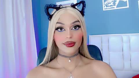 Snapshot of amal_baddel_ chatting on 12/15/24, 08:41 amal_baddel_ online show from 12/15/24, 08:41