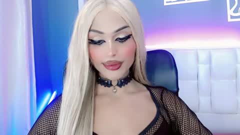 Snapshot of amal_baddel_ chatting on 01/14/25, 05:30 amal_baddel_ online show from 01/14/25, 05:30