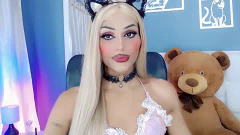 Snapshot of amal_baddel_ chatting on 02/04/25, 04:15 amal_baddel_ online show from 02/04/25, 04:15