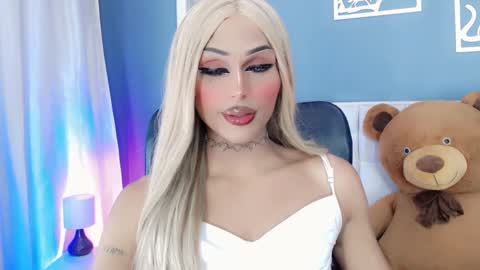 Snapshot of amal_baddel_ chatting on 02/06/25, 09:00 amal_baddel_ online show from 02/06/25, 09:00