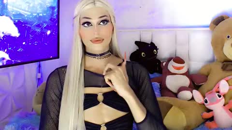 Snapshot of amal_baddel_ chatting on 02/15/25, 02:55 amal_baddel_ online show from 02/15/25, 02:55