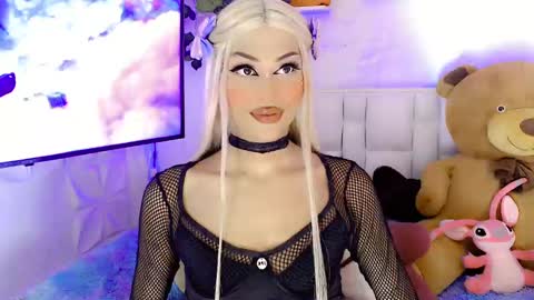 Snapshot of amal_baddel_ chatting on 02/18/25, 06:37 amal_baddel_ online show from 02/18/25, 06:37