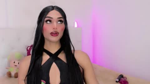 Snapshot of amal_baddel_ chatting on 10/28/25, 07:34 amal_baddel_ online show from 10/28/25, 07:34