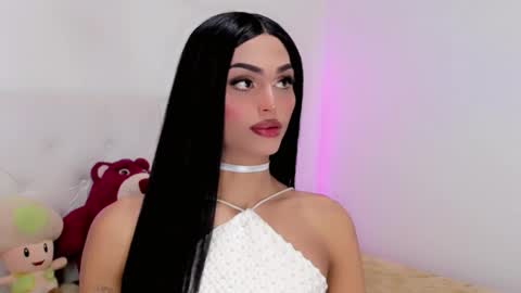 Snapshot of amal_baddel_ chatting on 10/30/25, 04:03 amal_baddel_ online show from 10/30/25, 04:03