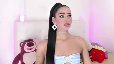 Snapshot of amal_baddel_ chatting on 11/27/25, 02:52 amal_baddel_ online show from 11/27/25, 02:52