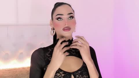 Snapshot of amal_baddel_ chatting on 12/19/25, 09:05 amal_baddel_ online show from 12/19/25, 09:05