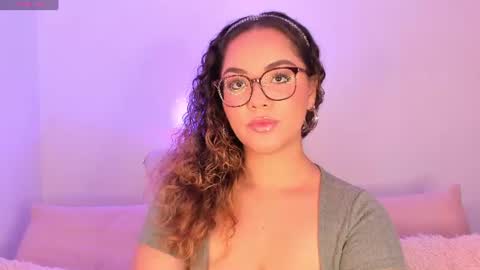 amalia bennet online show from 06/19/26, 03:49