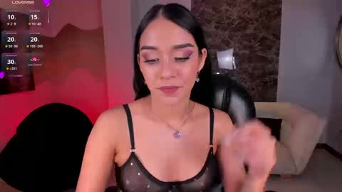 Snapshot of amalia_cruss chatting on 09/11/25, 10:10 Amalia cruss online show from 09/11/25, 10:10