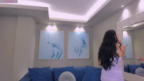 Amalia cruss online show from 03/09/26, 08:24