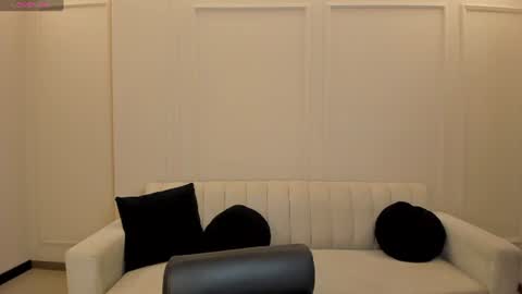 Snapshot of amalia_cruss chatting on 07/09/26, 09:19 Amalia cruss online show from 07/09/26, 09:19