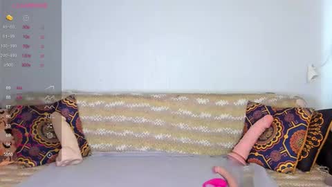 Snapshot of amalia_mio chatting on 10/23/25, 08:02 Amalia online show from 10/23/25, 08:02