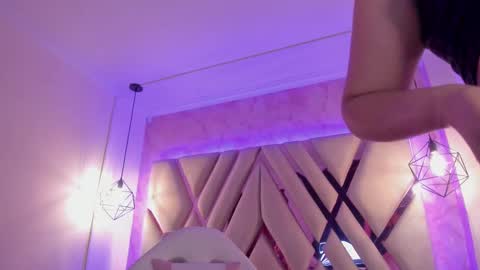 Snapshot of amalia_rosse_ chatting on 03/02/25, 05:23 Amalia Im Back See you soon this January 7 at 10 pm Colombia time online show from 03/02/25, 05:23