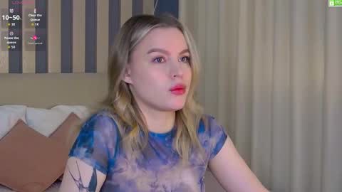 Amalia online show from 03/22/26, 01:03