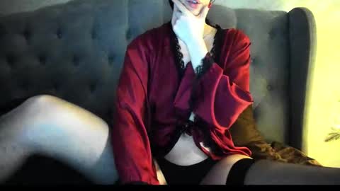 Snapshot of amaliajons chatting on 01/14/26, 02:12 amaliajons online show from 01/14/26, 02:12