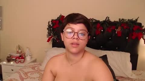 Snapshot of amand1_sweet chatting on 12/04/24, 07:23 online show from 12/04/24, 07:23
