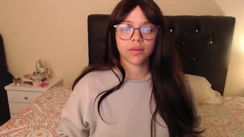 Snapshot of amand1_sweet chatting on 01/30/25, 04:13 online show from 01/30/25, 04:13