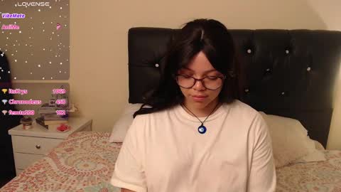 Snapshot of amand1_sweet chatting on 02/01/25, 06:51 online show from 02/01/25, 06:51