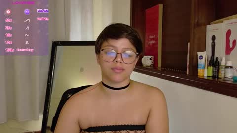 Snapshot of amand1_sweet chatting on 03/09/25, 03:27 online show from 03/09/25, 03:27